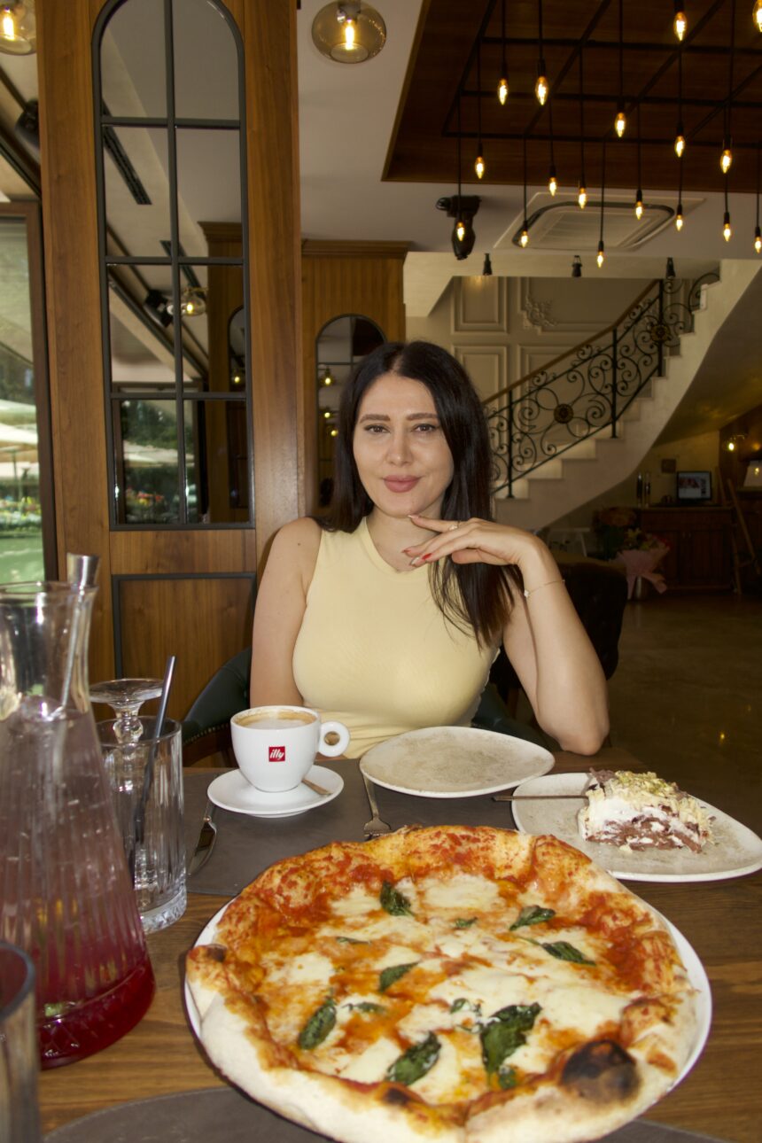 How to Stay Soft, Classy, and High-Value Around Envious Women: 5 Tips
