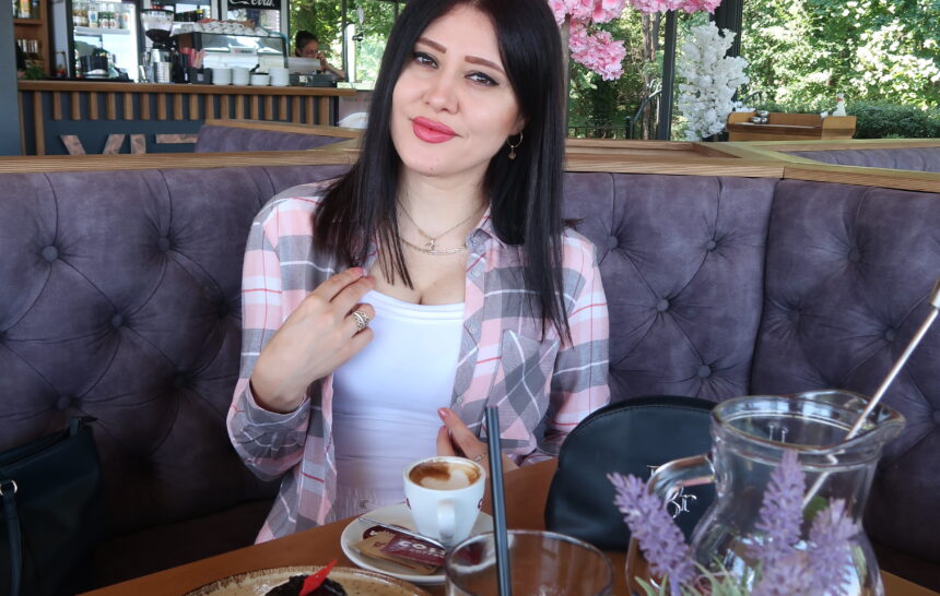 The Strawberry Cheese Cake Theory & Self-Confidence